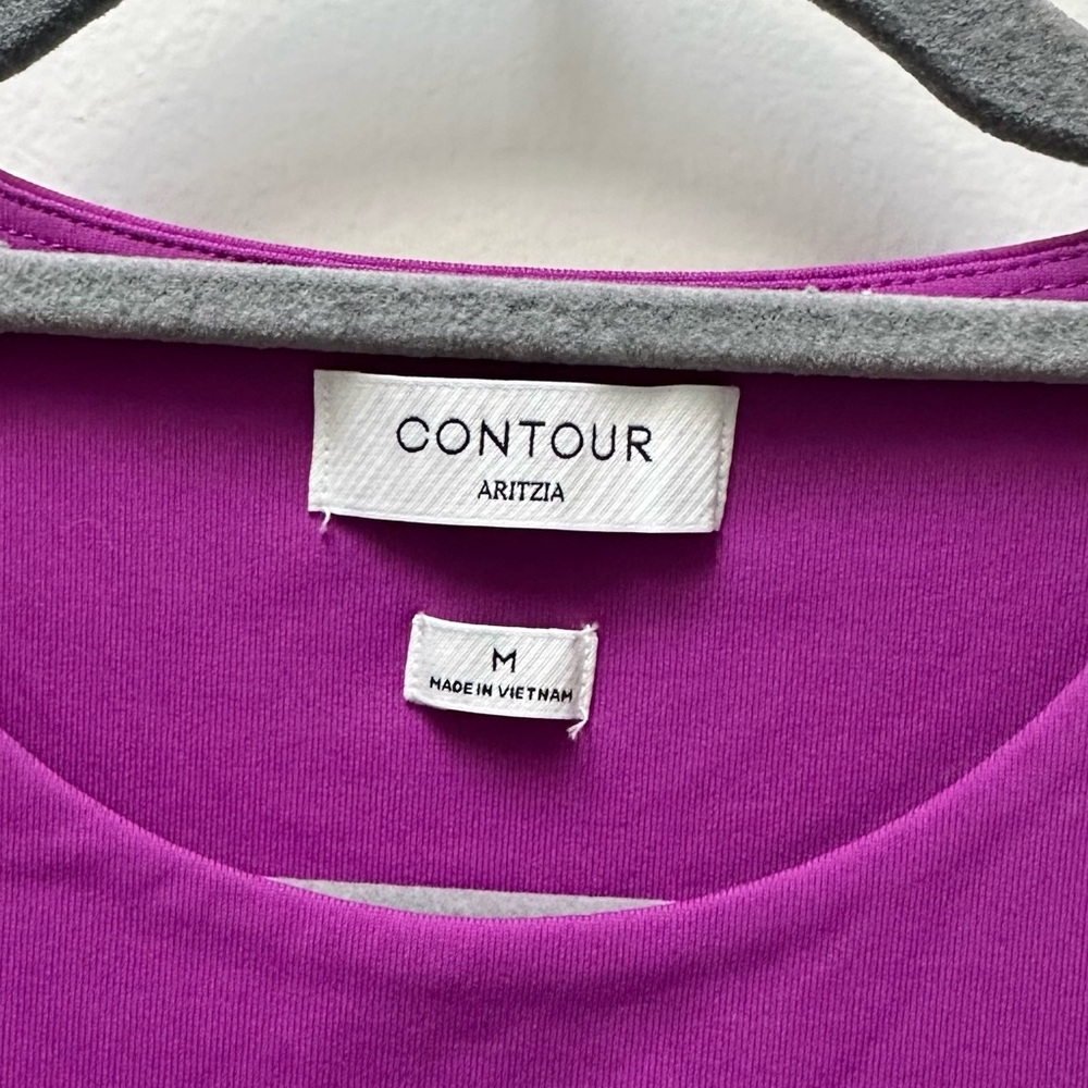 Aritzia Contour Crew T-Shirt Ube Purple Double Lined Tee Nylon - Picture 2 of 4